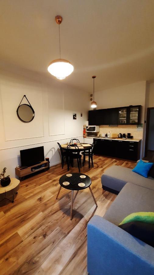 Apartment Pelican - Czarny Dwor A *