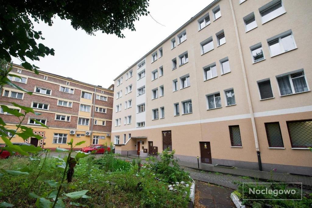 Korona Apartment *