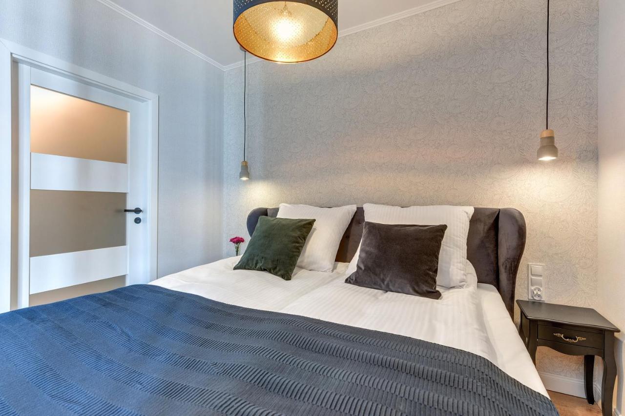 Browar Gdanski Free Parking By Renters *