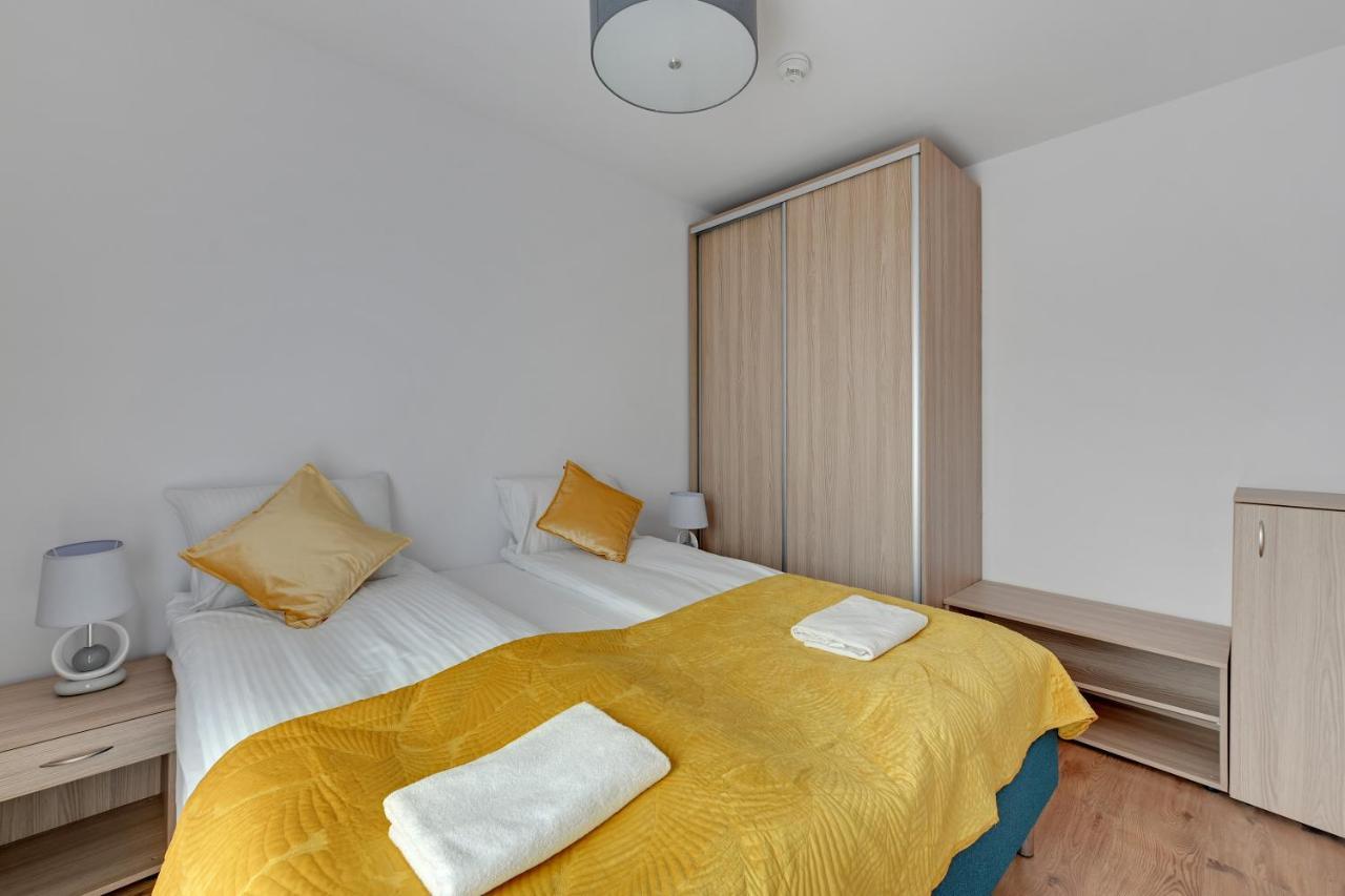 Apartment Dwie Motlawy Old Town Gdansk