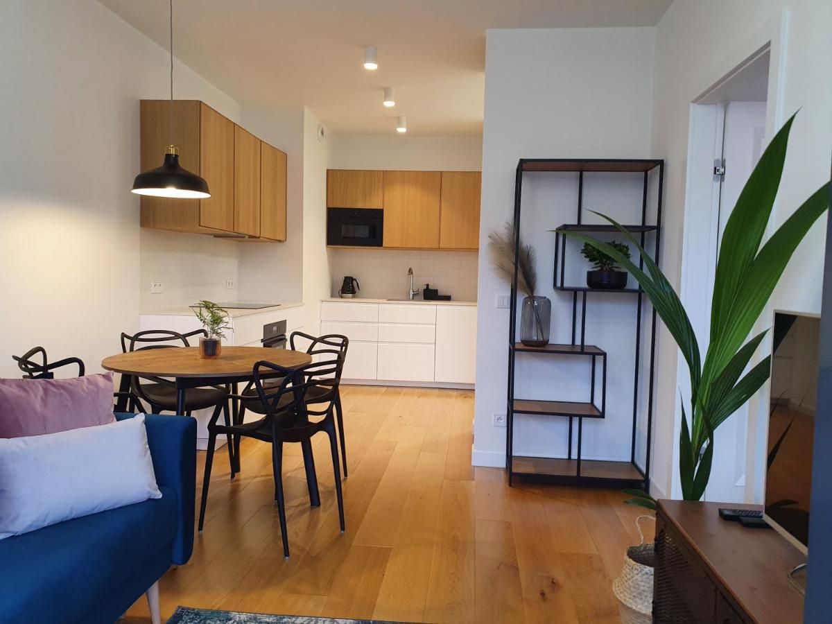 Apartment River Side *