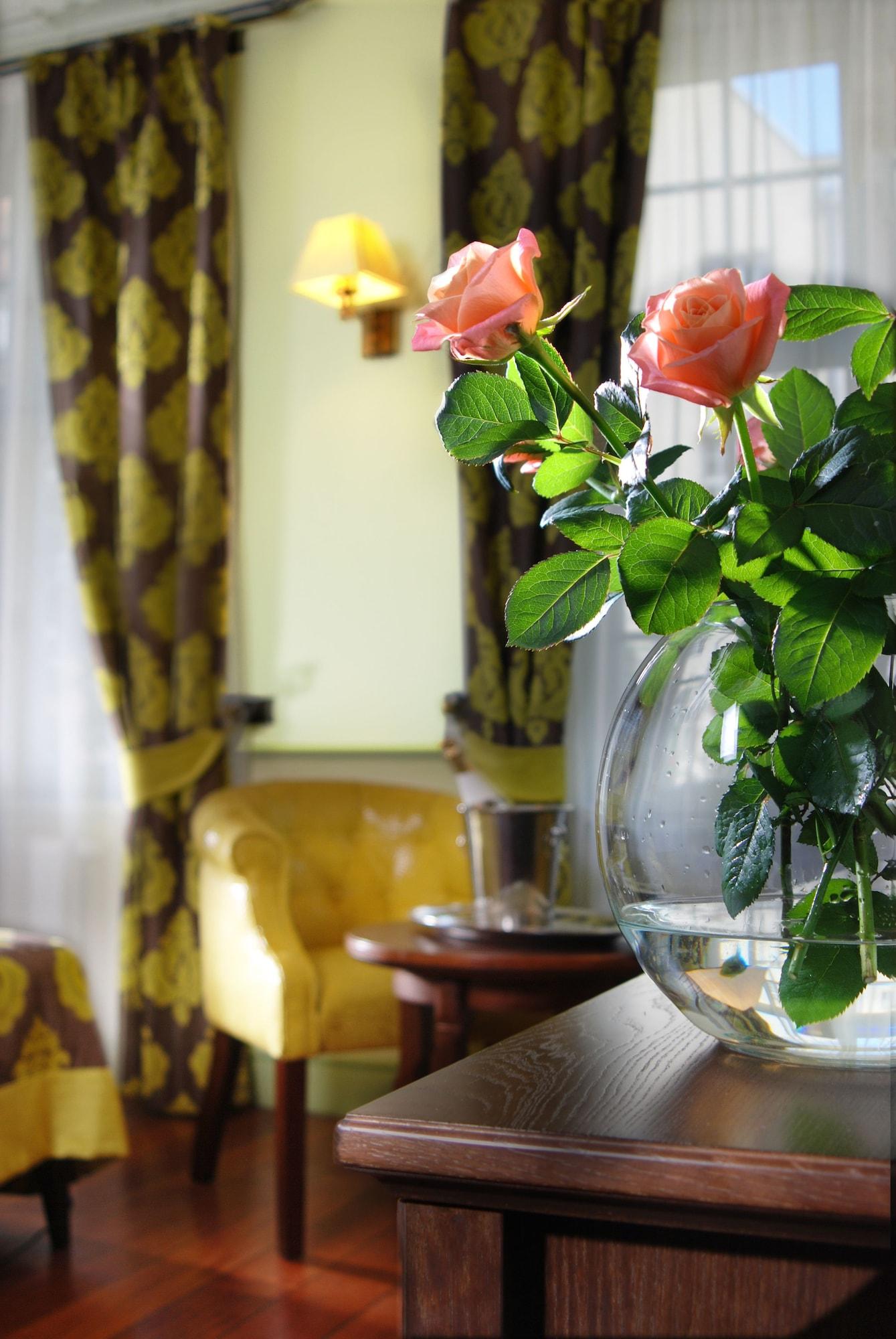 Holland House Old Town 4* Gdansk