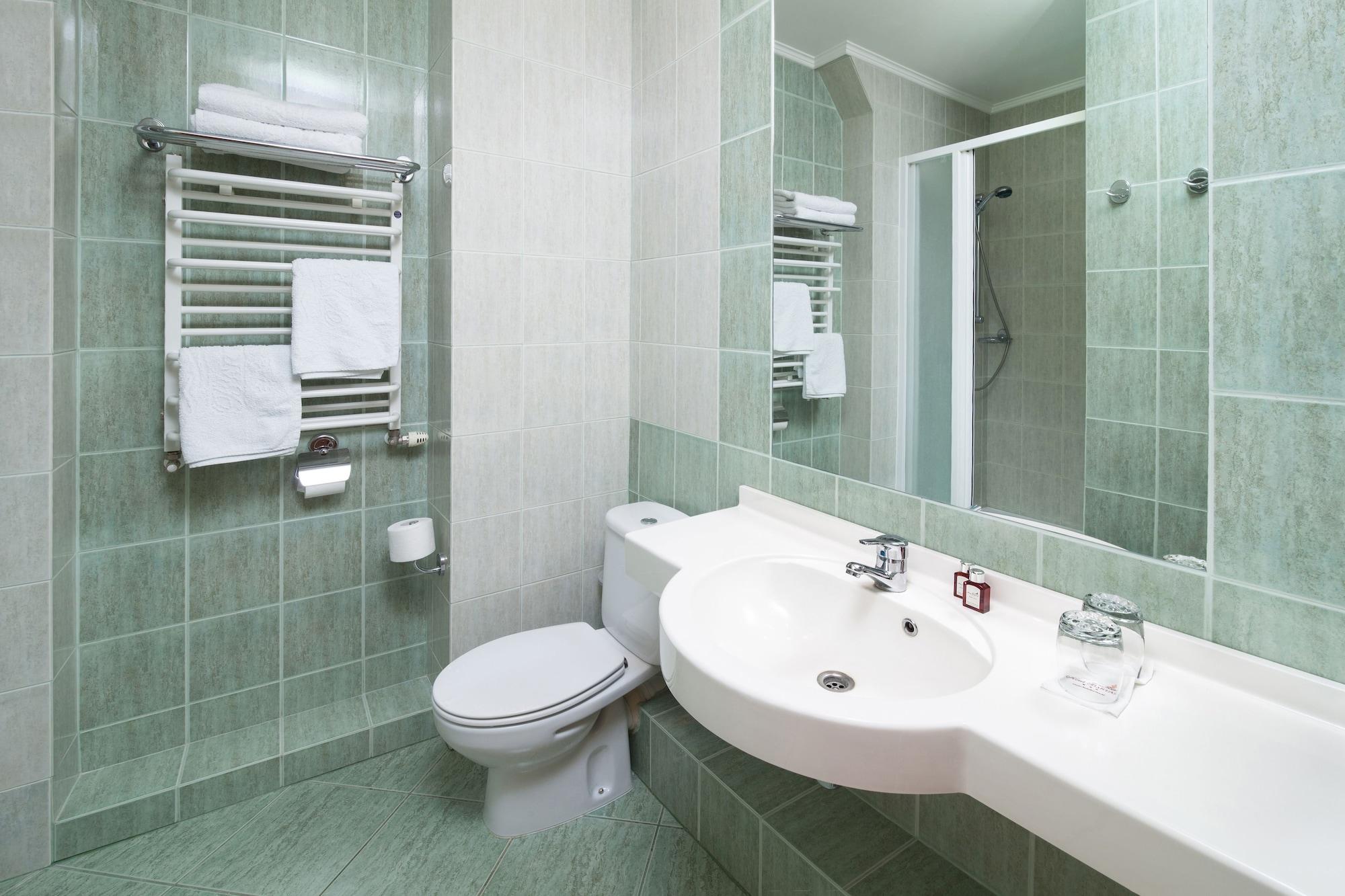 Bartan Seaside Hotel 3*