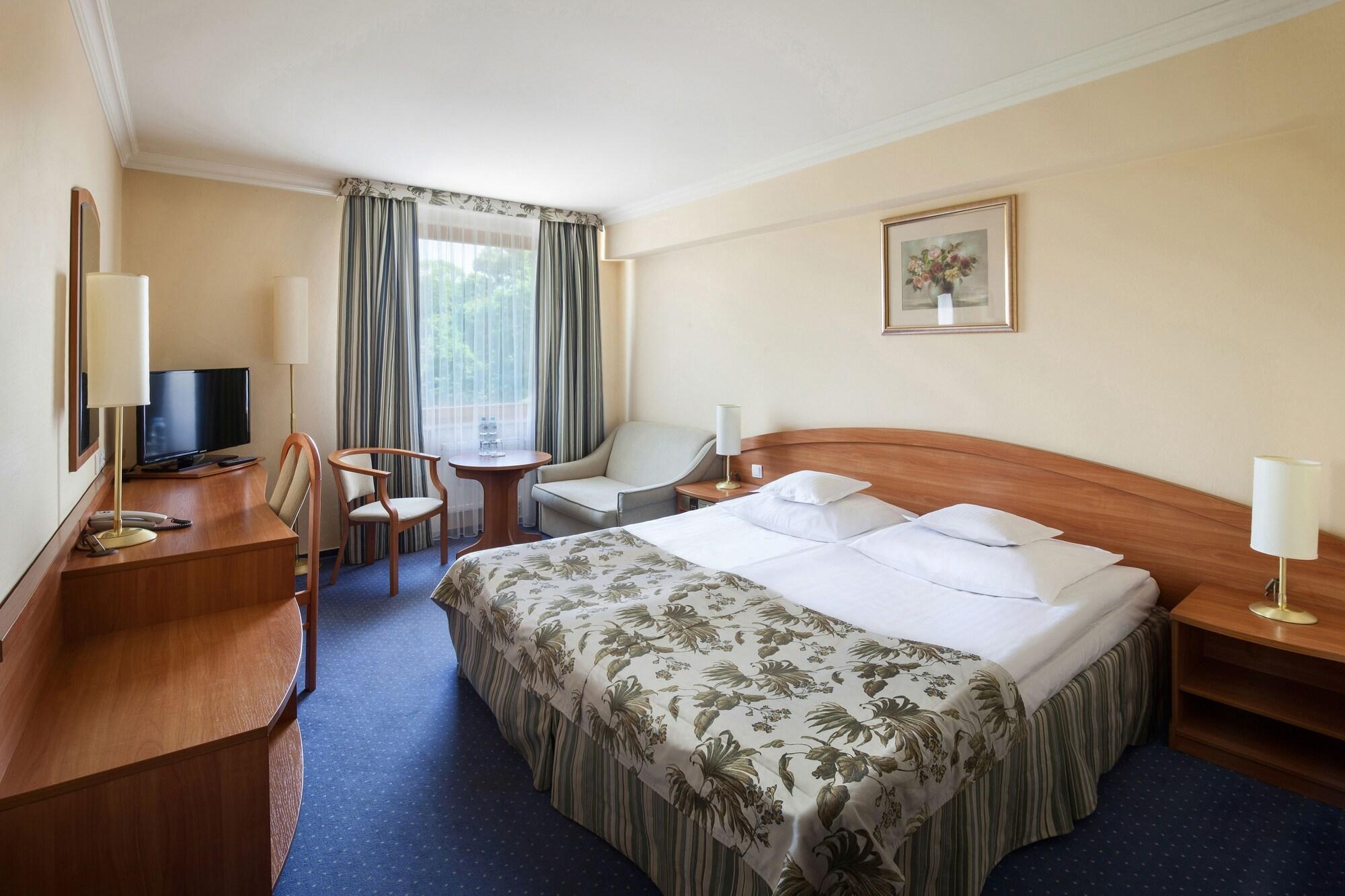 Bartan Seaside 3* Gdansk