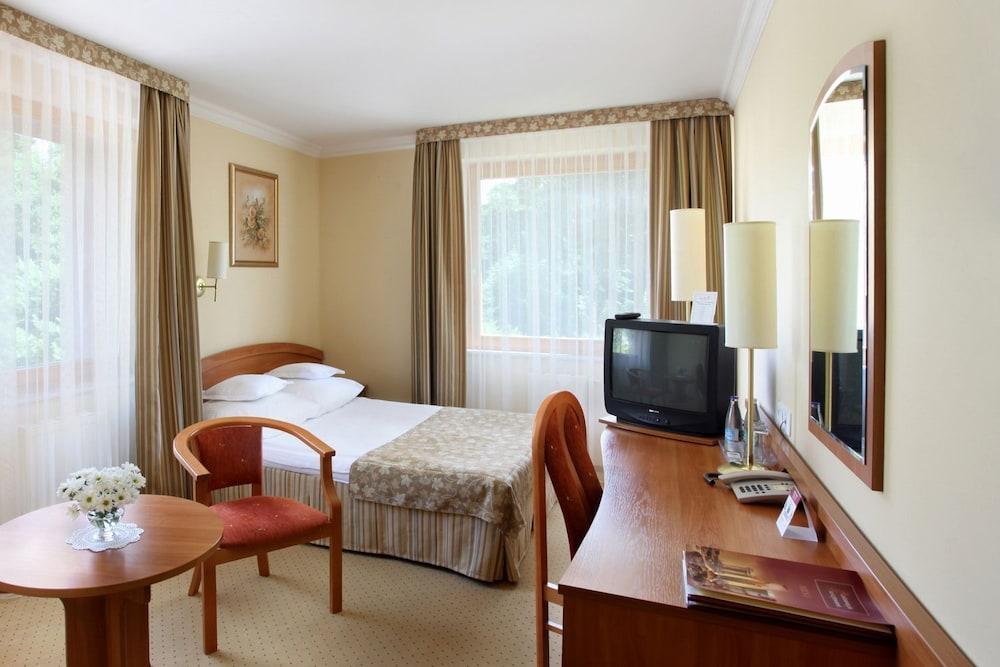 Bartan Seaside 3* Gdansk