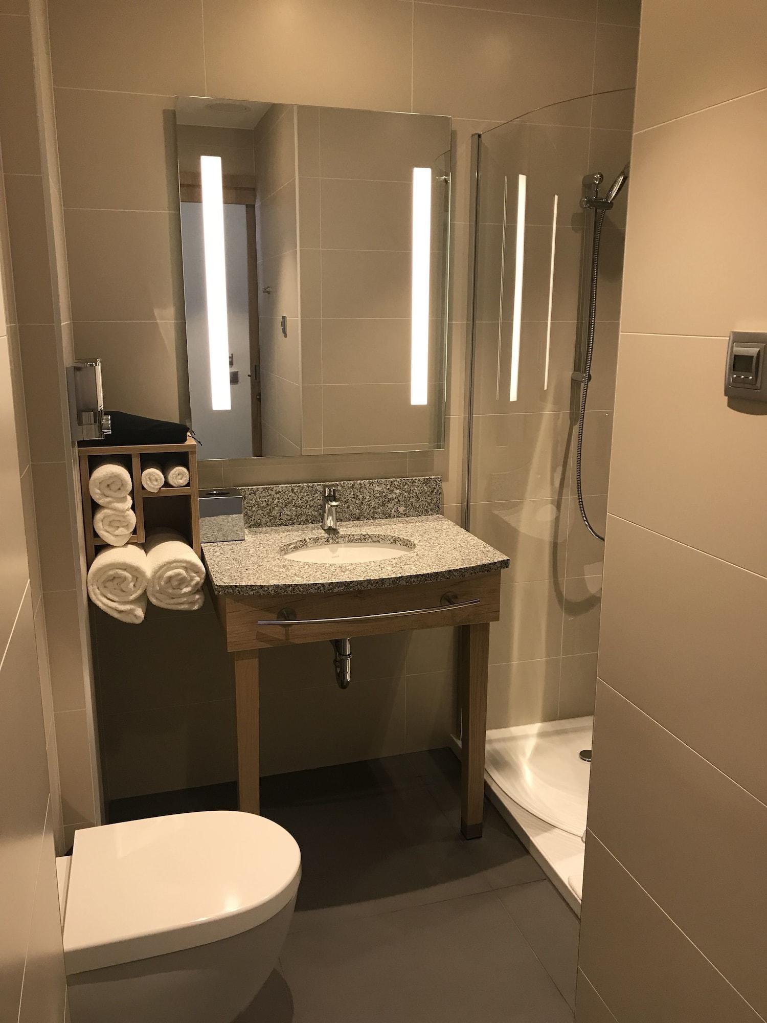 Hampton By Hilton Old Town Hotel