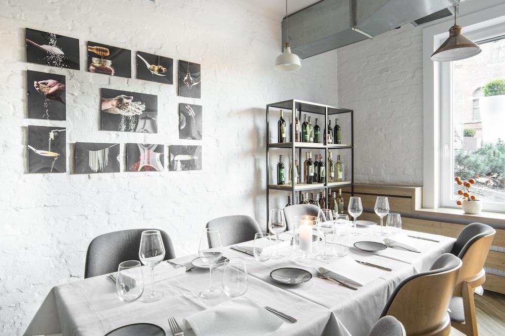Hotel Smart Garnizon 2*