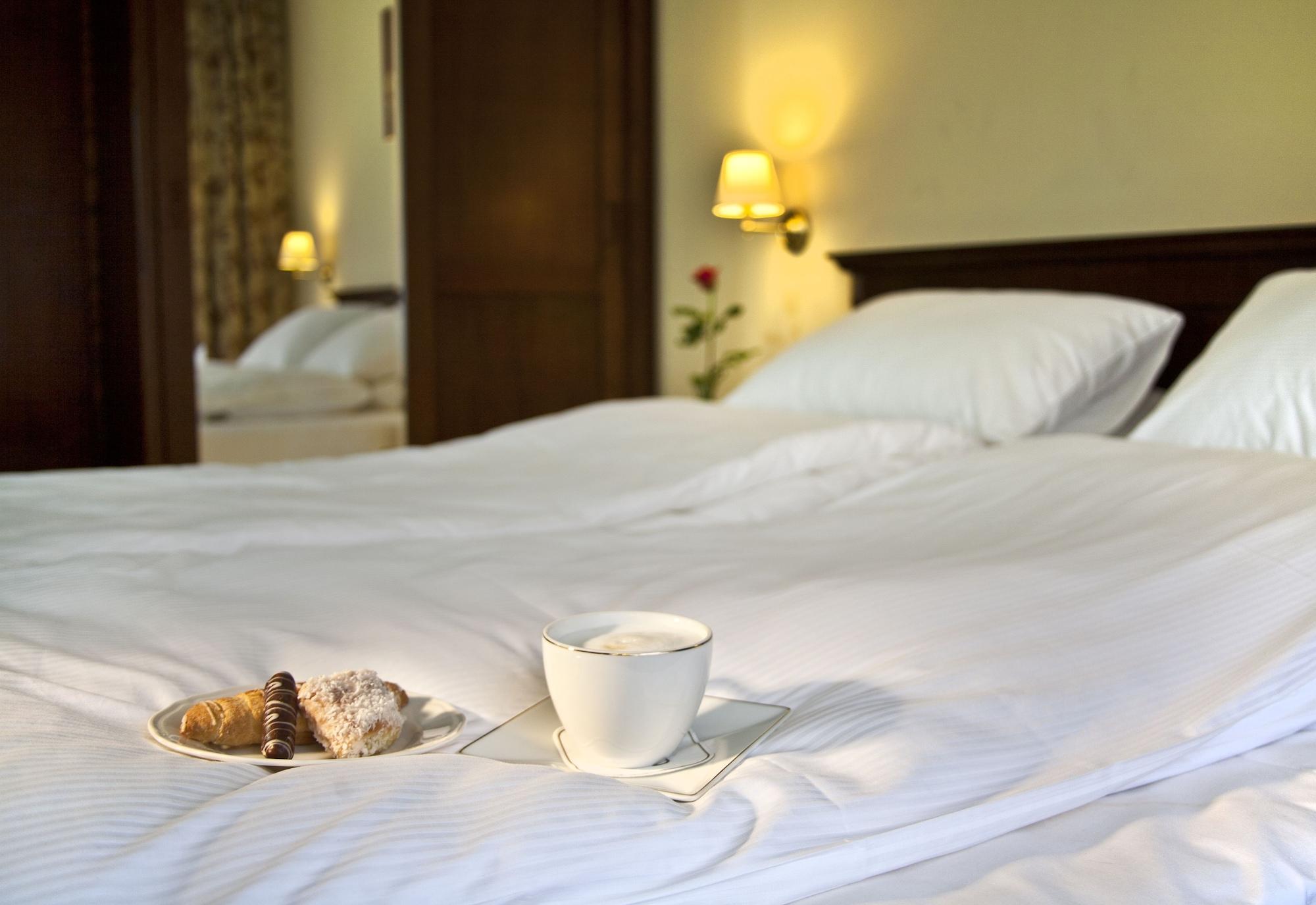 Kobza Haus Old Town Bed & Breakfast 3*