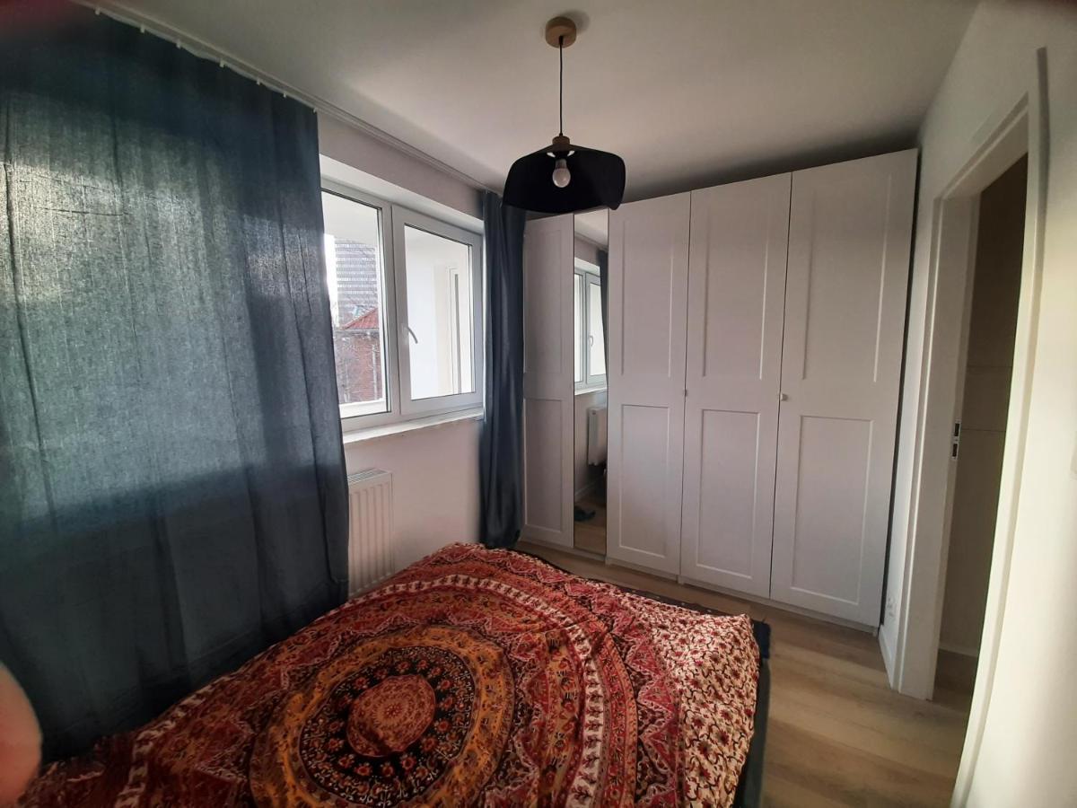 Place Apartment *