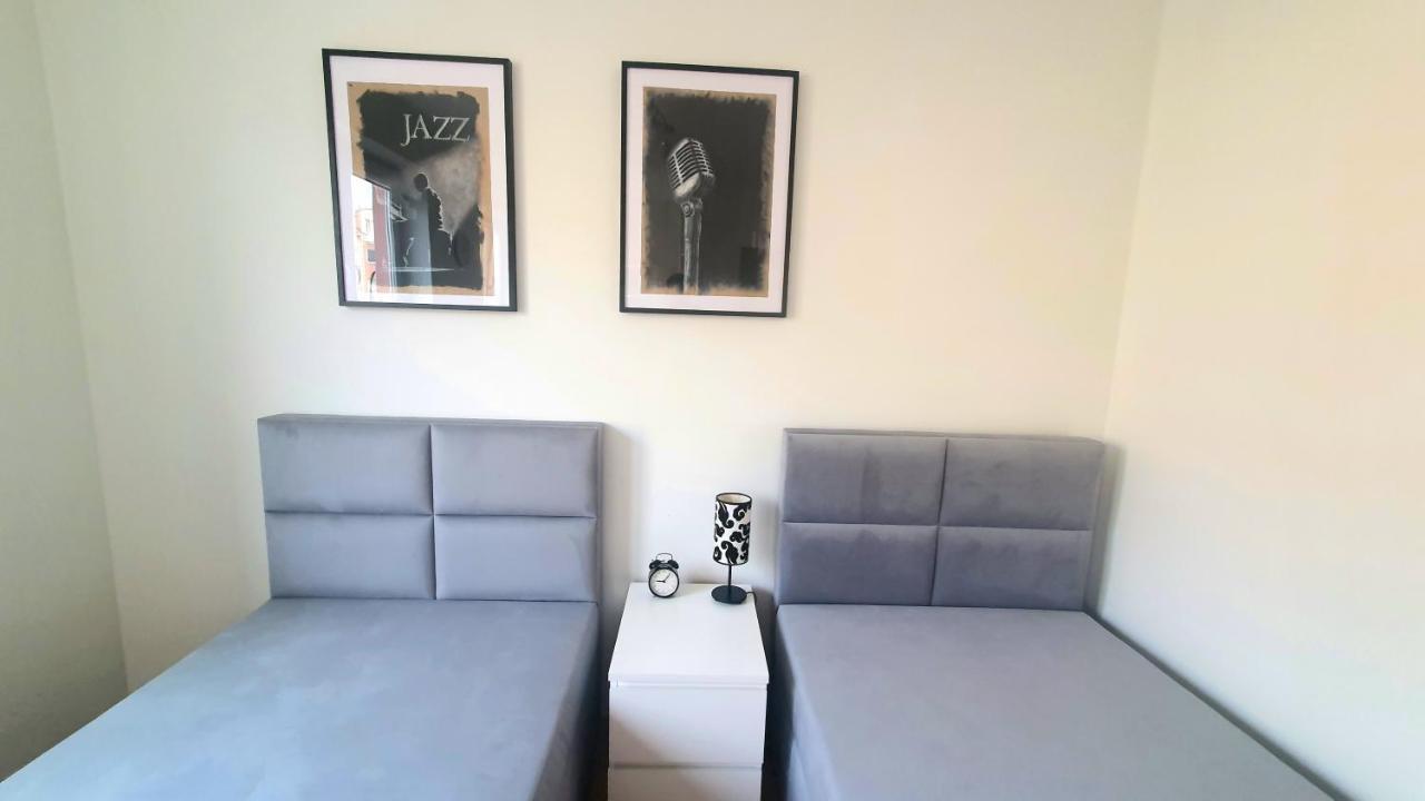 Apartament z ogrodem i grillem. Lejlighed Gdańsk
