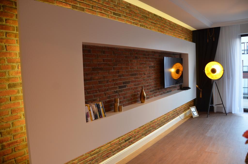 Apartament Adalbert *