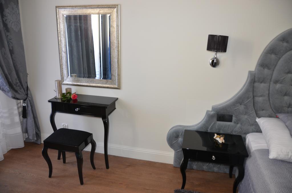 Adalbert Apartament *