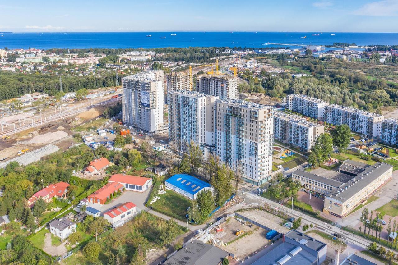 Hello Letnica With Sea View And Private Parking Lägenhet