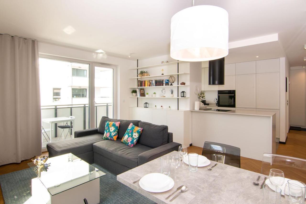 Maya's Flats & 46 - New Panorama View Walowa Str Apartment Gdansk