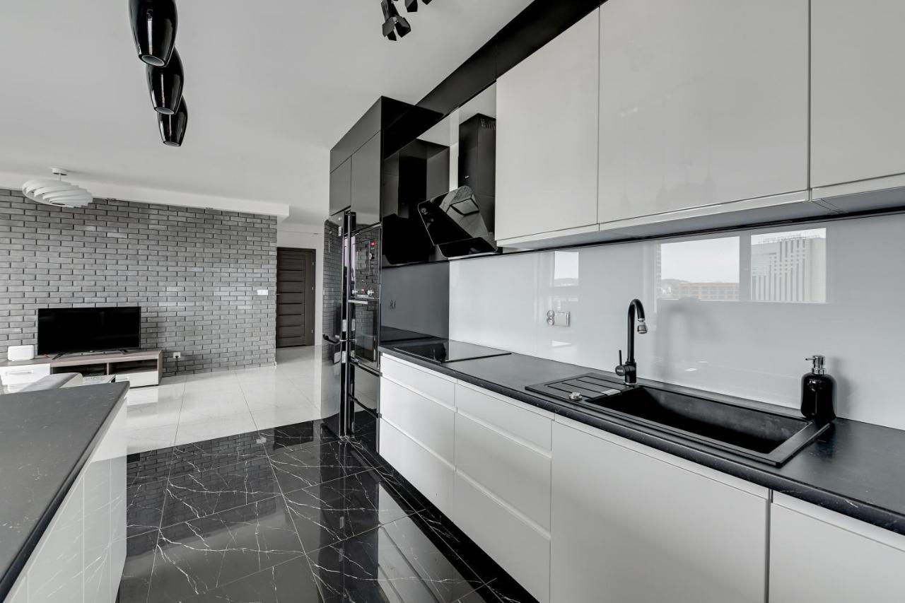 Apartment Grand - Luxury On The 11th Floor With A View Of The Old Town