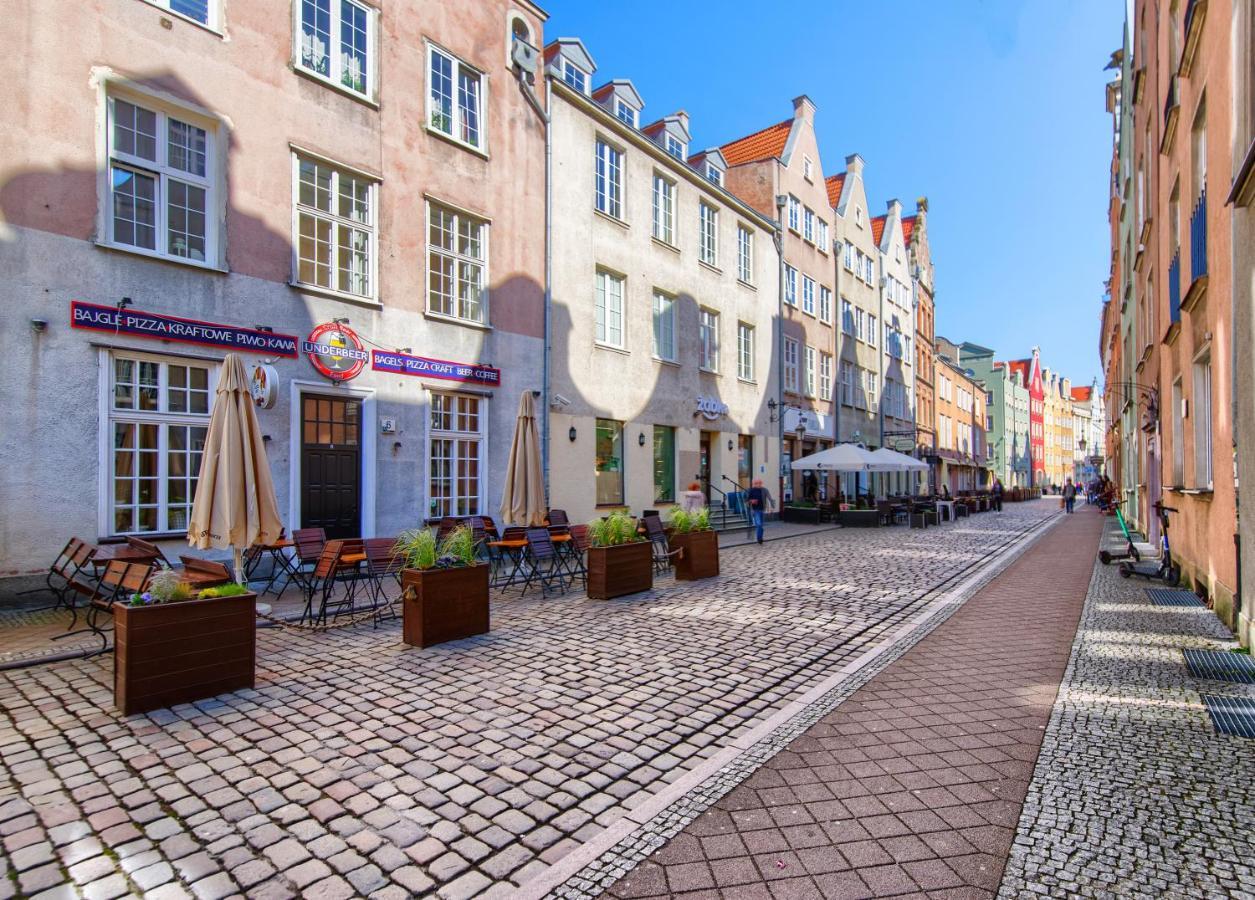 Happiness - Old Town Garbary *