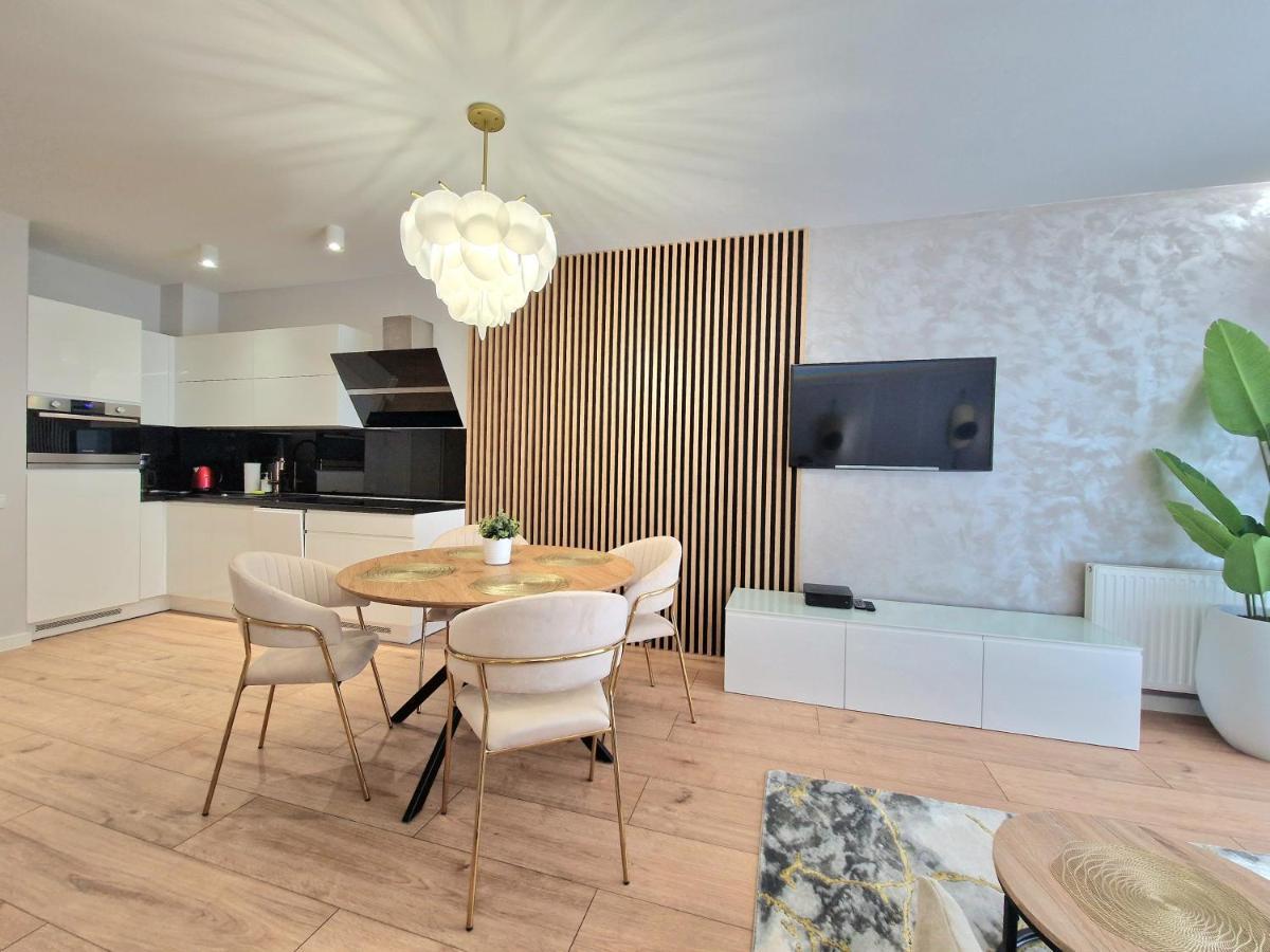 Waterlane Marina By Live & Travel Apartamento