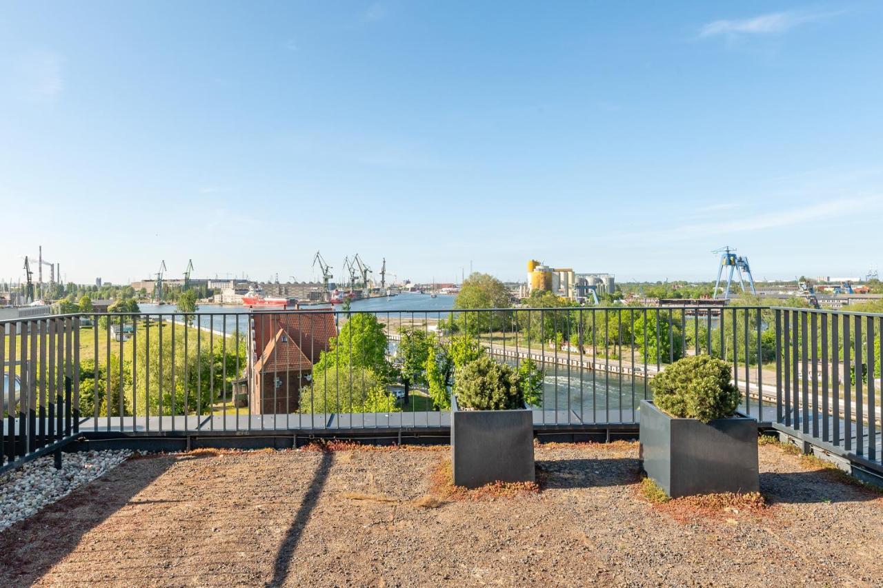 Apartment Chlebova - Riverside View Terrace, Free Parking, Gym & Kidsplay By Downtown *