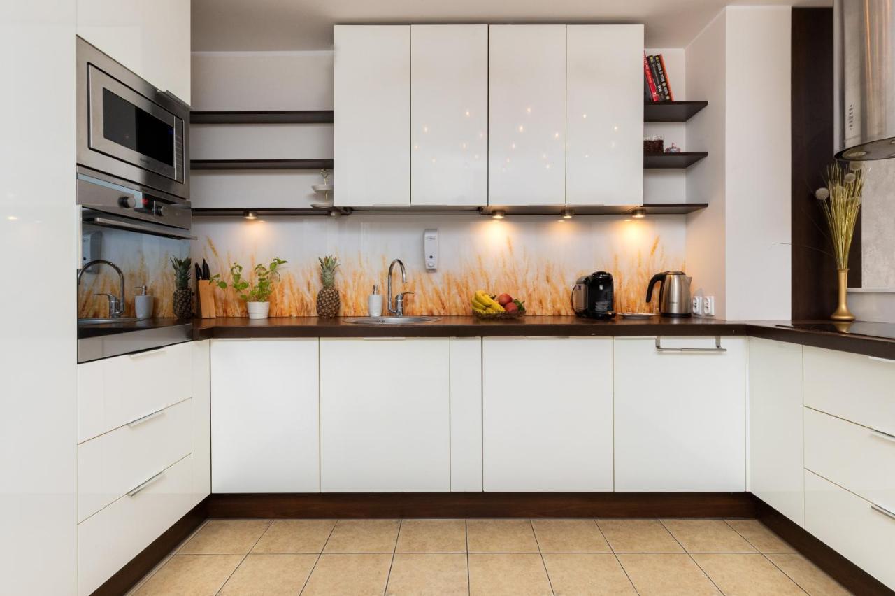 Family Apartament Mysliwska By Renters Apartment *