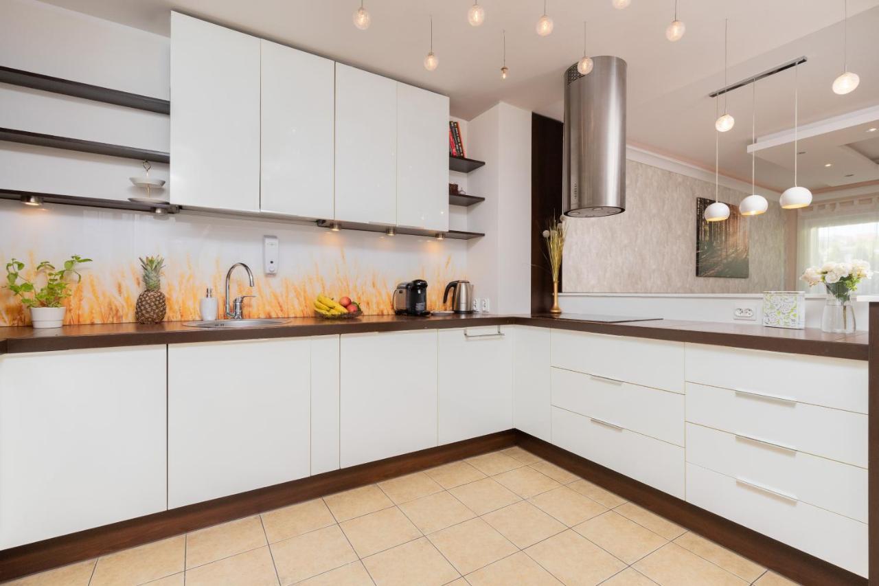 Family Apartament Mysliwska By Renters Apartment *