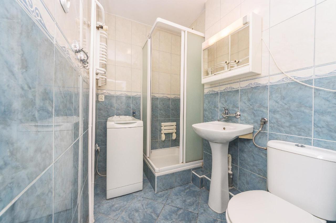 Hello Kolobrzeska Apartment