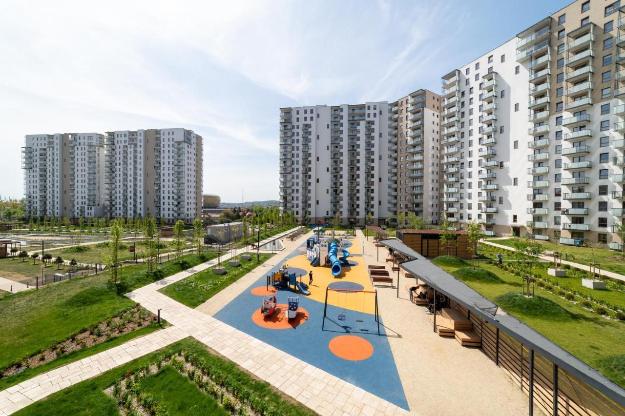 32 By The Seaside Letnica