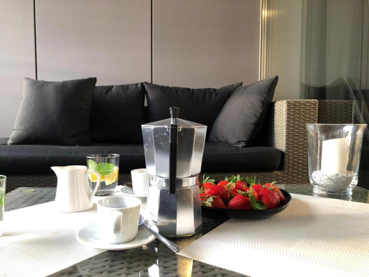 Baltic Riviera - Granaria Premium - River And Old Town Apartment