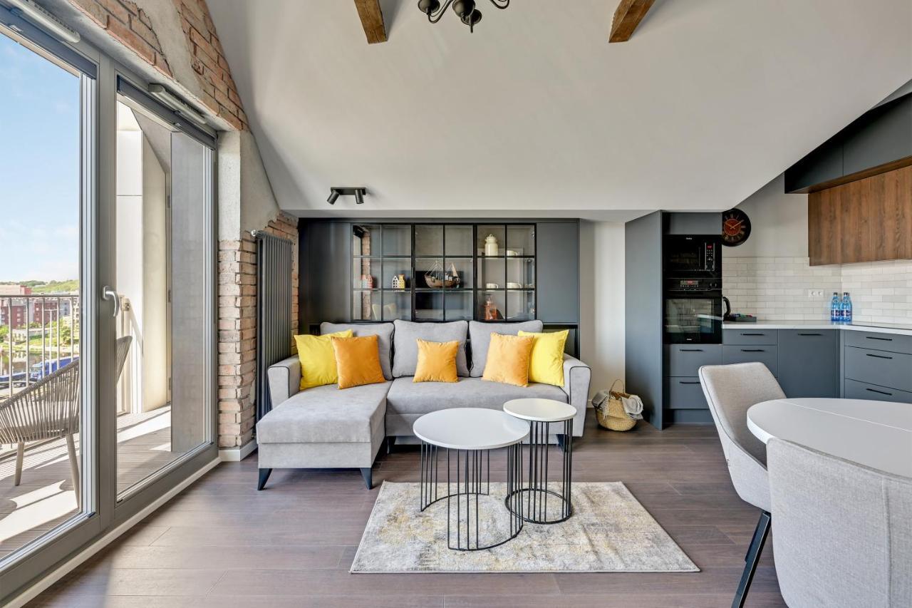 Grano - Pool, Sauna, & Parking By Downtown Apartment Gdansk