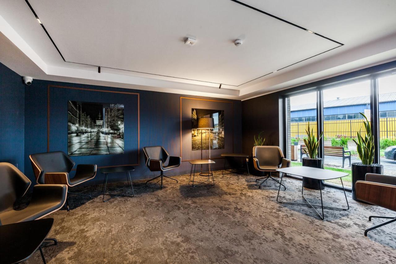 Uroczy W Sercu Starego Miasta Apartment *