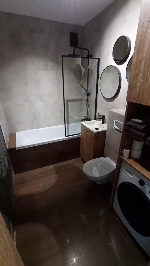 Apartment Nowoczesny, Przytulny Apartament Przy Ulicy Niepolomickiej 32a *