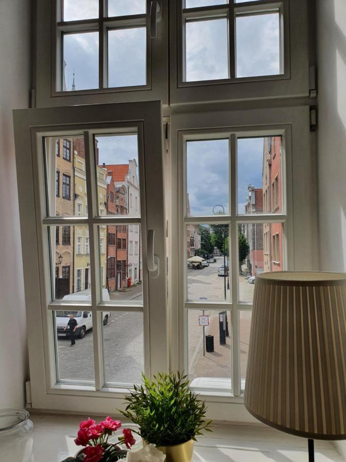 Brama Straganiarska Nad Sama Motlawa Historic Traders Gate
