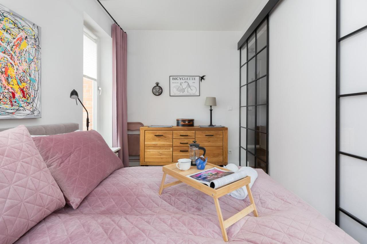 Charming Old Town By Renters Apartment