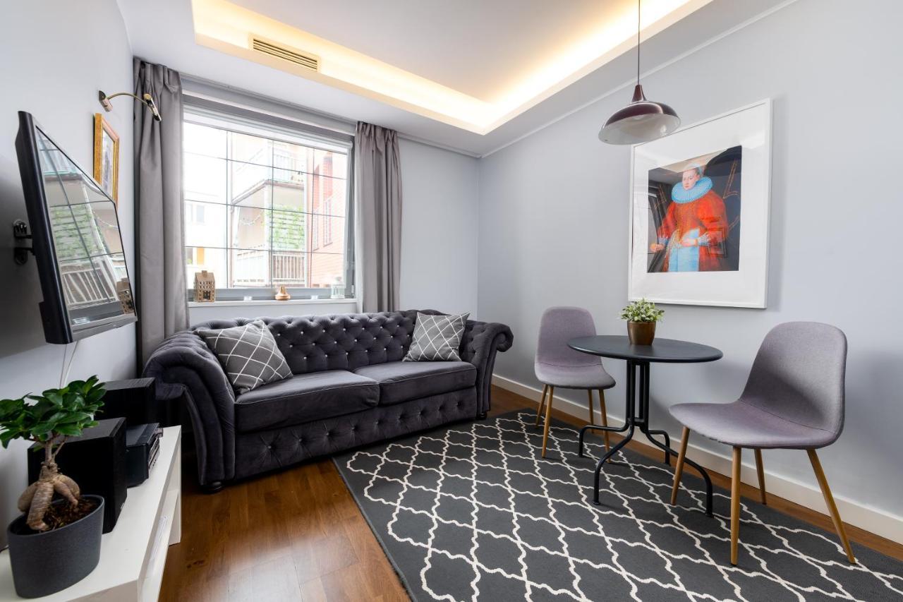 By Motlawa River & Old Town Apartment