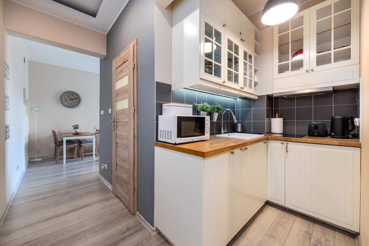 Cozy Apartment: Old Town/main Station Apartment Danzig