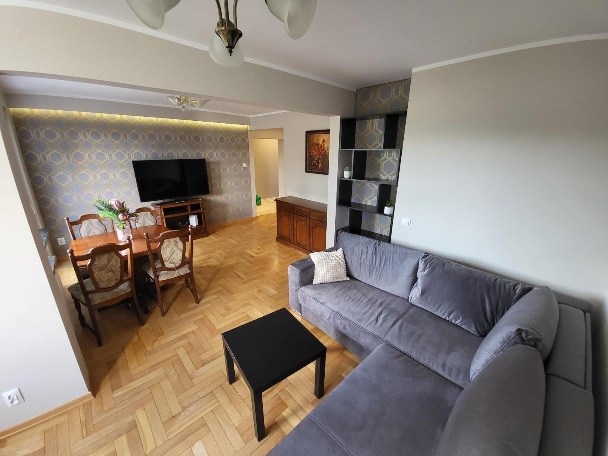 400 Metrow Od Plazy/400 Meters From The Gdansk