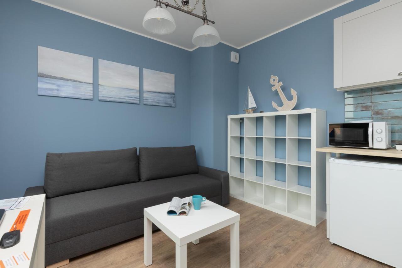 Apartment Powstancow Warszawskich By Renters *