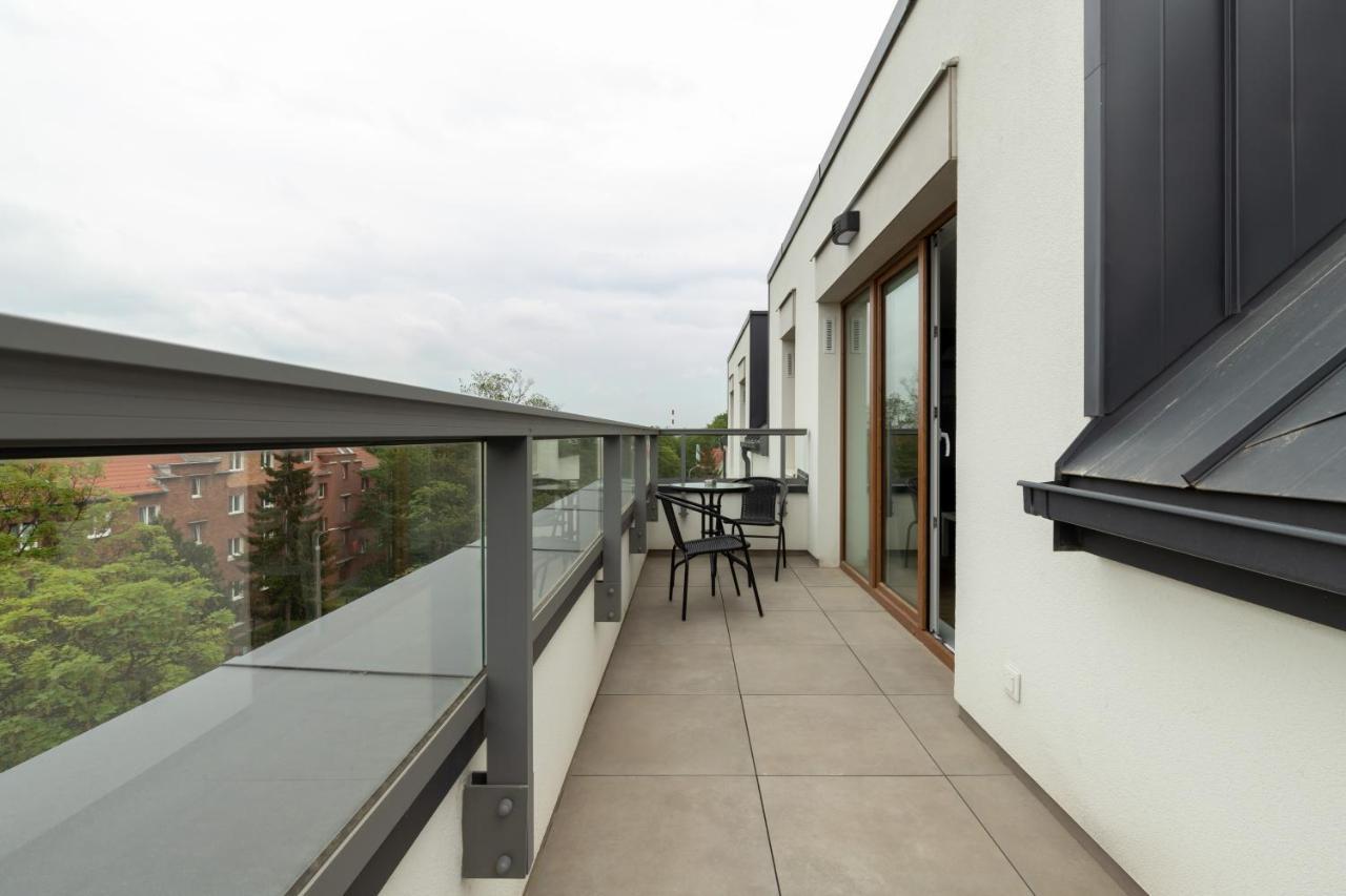 Apartment Powstancow Warszawskich By Renters