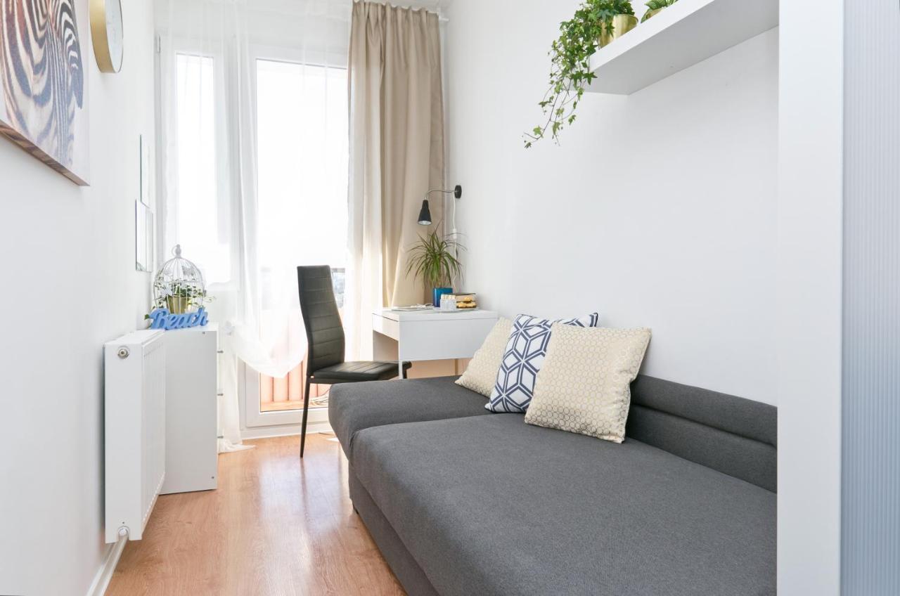 Cityrooms Ciolkowskiego Homestay *