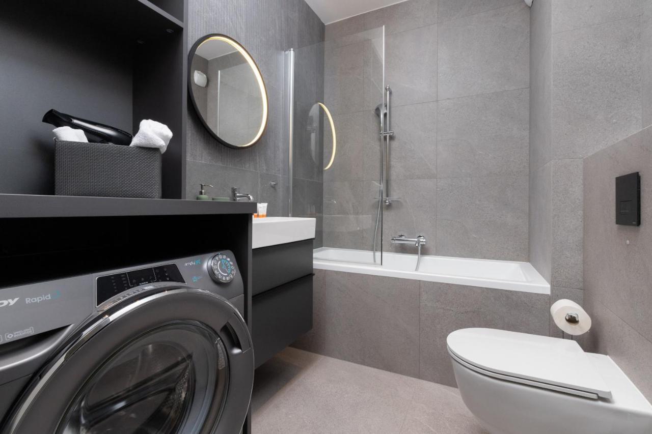 Srodmiescie Akademia Muzyczna By Renters Apartment