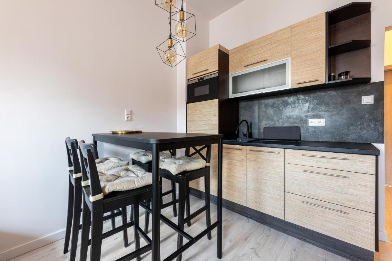 Modern Studio *