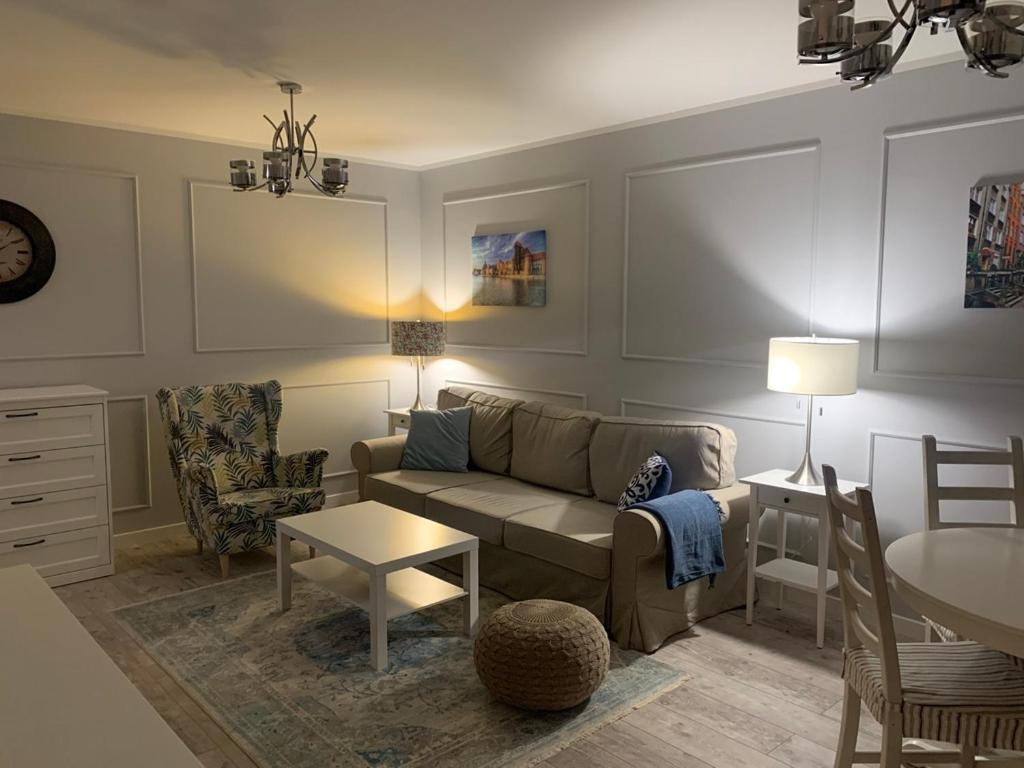 Uroczy Apartament Nad Motławą, Miejsce Parkingowe W Strzeżonej Hali Gdańsk