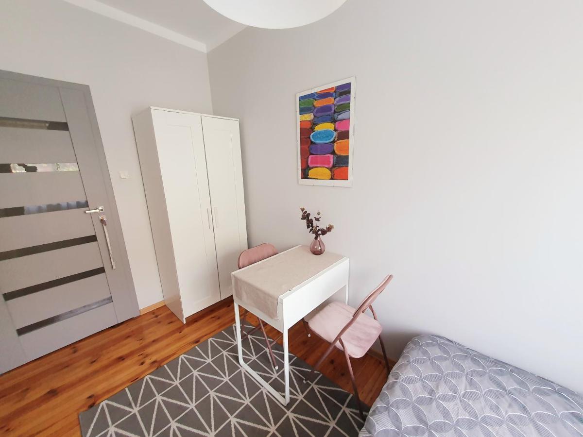 Homestay Ginger Doors - Pokoje Goscinne *