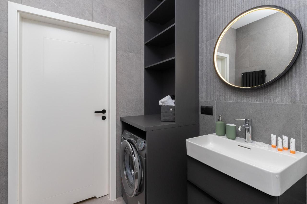 Srodmiescie Akademia Muzyczna By Renters *