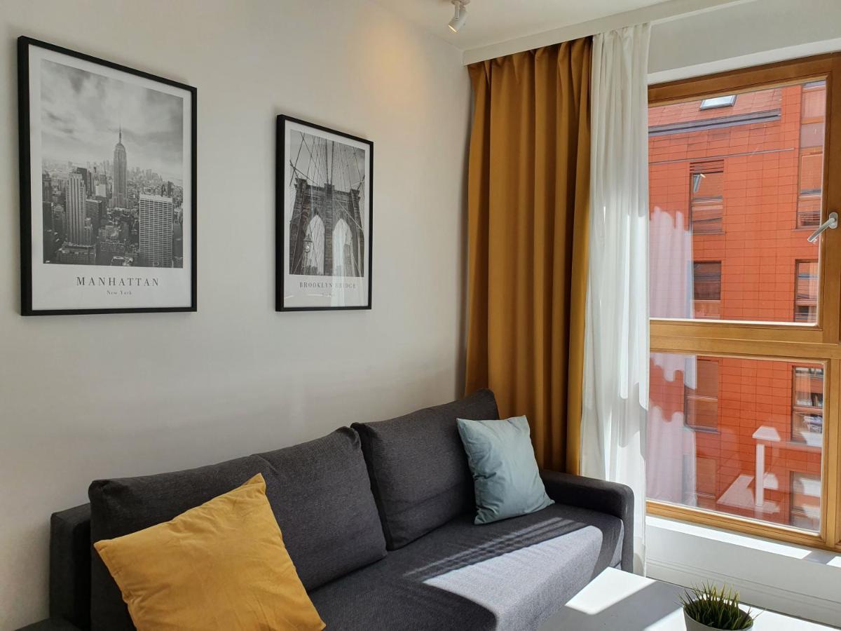 Apartament Aura V Apartment *