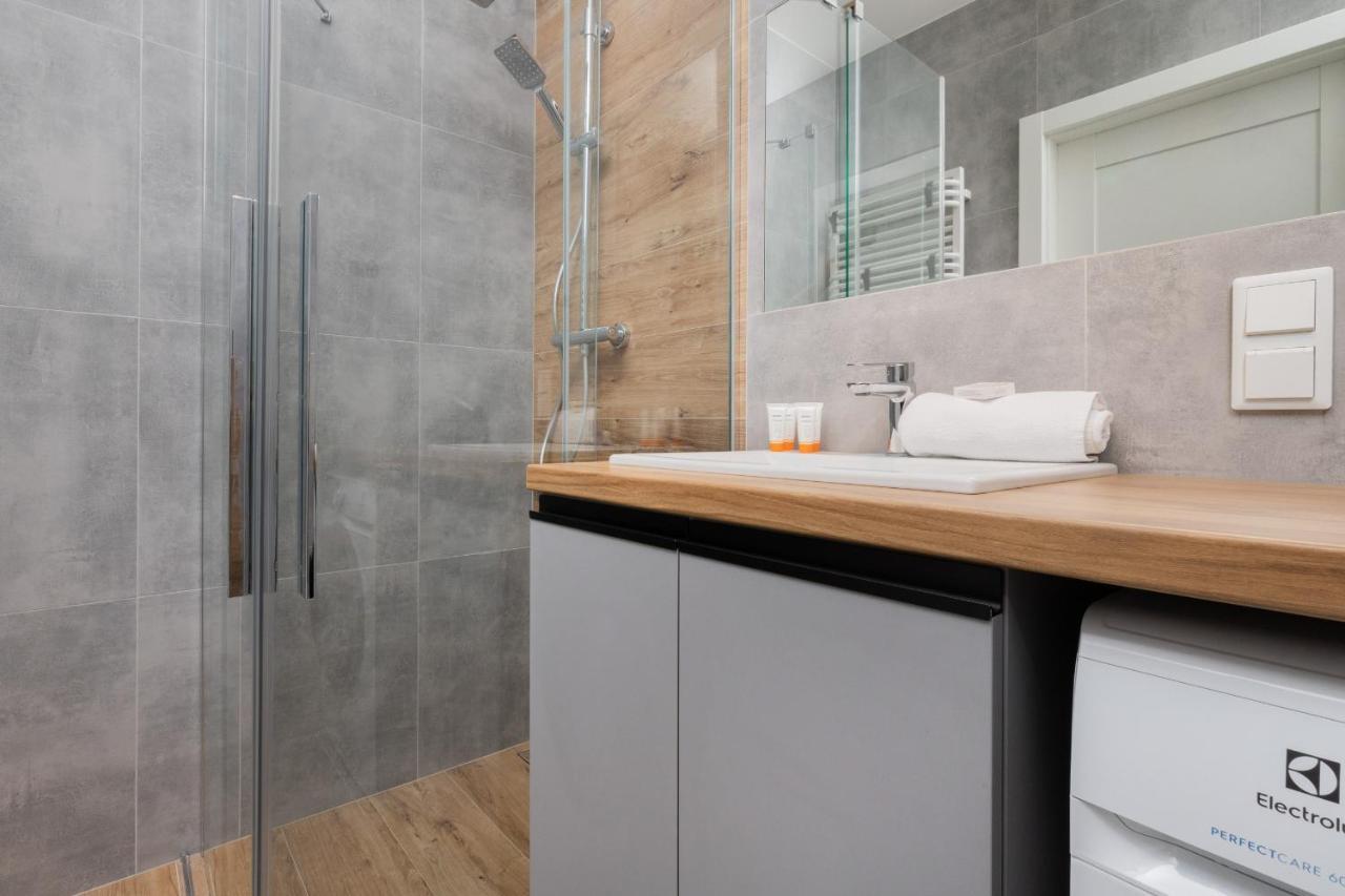 Lägenhet Nowa Letnica With Sauna & Gym & Kids Play In By Renters
