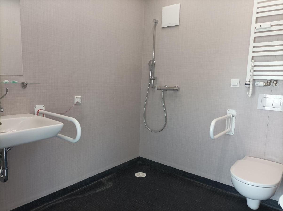 Lofty Kampus Garnizon Aparthotel *