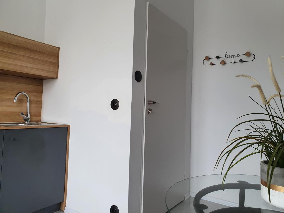 Apartament Studio - Plac Obrońców Poczty Polskiej IV *