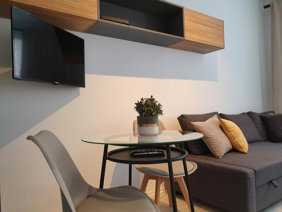 Studio - Plac Obrońców Poczty Polskiej IV Apartament *
