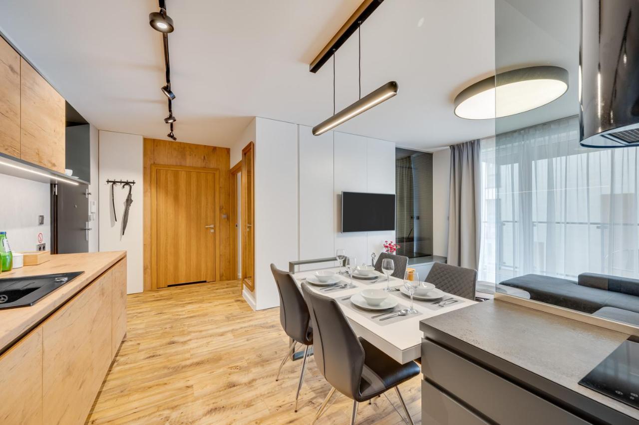 Old Town Chmielna Park Apartment