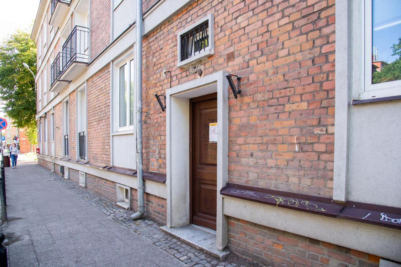 Maya's Flats & 60 - Milosci Apartment